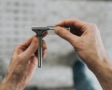 Load image into Gallery viewer, Single Edge Blades
